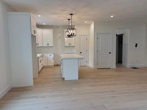 306 Fisher Rd, Holden MA 01520