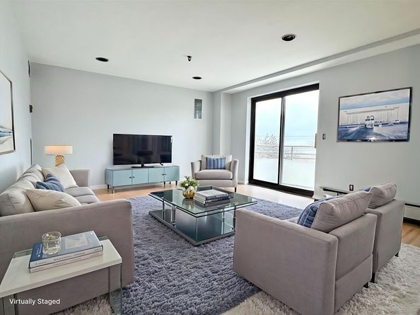 376 Ocean Ave 207, Revere MA 02151