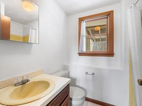 90 Sunnyside Ave, Reading MA 01867