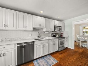 14 Cedarledge Vlg 14, Cohasset MA 02025