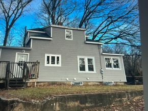 221 Harvard Ave, Athol MA 01331