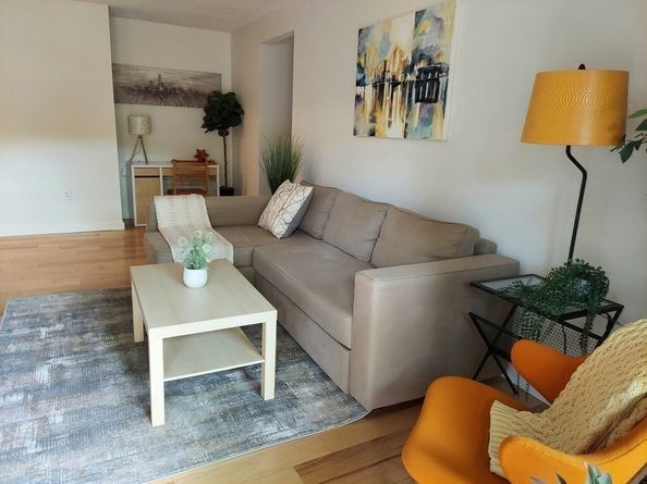 60 Shrewsbury Green Dr B, Shrewsbury MA 01545