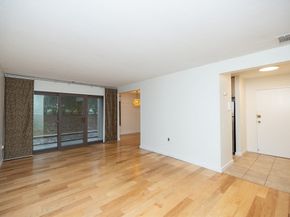 60 Shrewsbury Green Dr B, Shrewsbury MA 01545