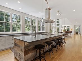9A Ashley Road, Southborough MA 01772