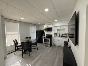 719 Main St, Clinton MA 01510