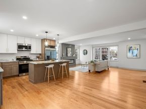 2 Lodi St A, Worcester MA 01608