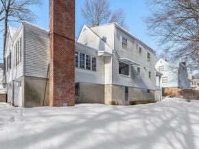 93 Fitch Hill Ave, Fitchburg MA 01420