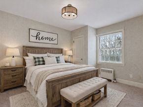 93 Fitch Hill Ave, Fitchburg MA 01420