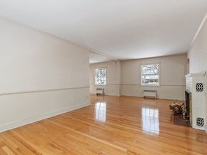 93 Fitch Hill Ave, Fitchburg MA 01420