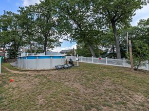 4 Waite Ave, Burlington MA 01803