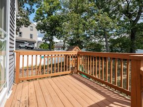 4 Waite Ave, Burlington MA 01803