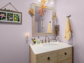 4 Waite Ave, Burlington MA 01803