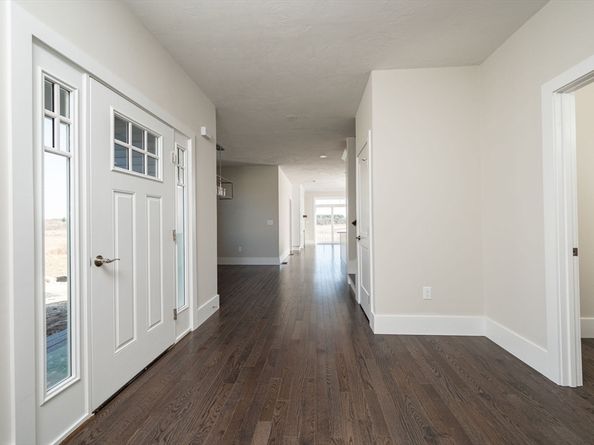 60 Metacomet Road 17, West Bridgewater MA 02379