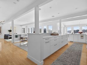 49 Powissett St, Dover MA 02030