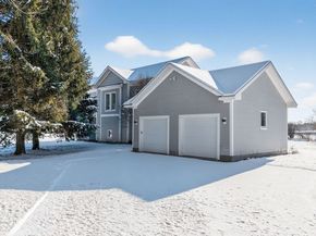 49 Powissett St, Dover MA 02030