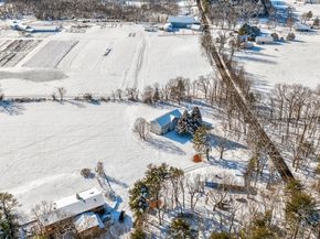 49 Powissett St, Dover MA 02030