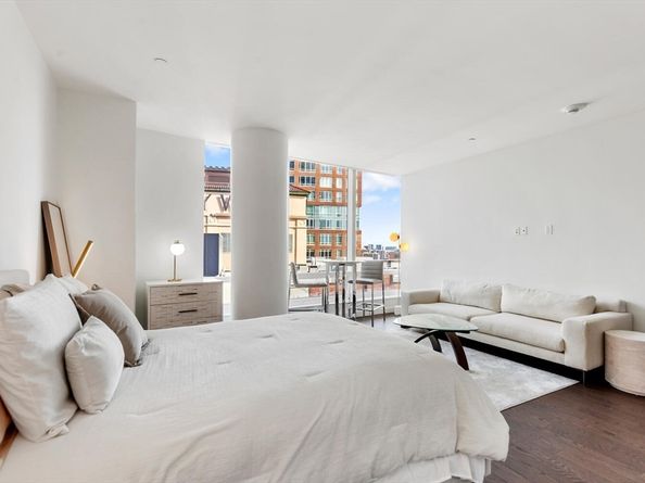 430 Stuart St 1518, Boston MA 02116
