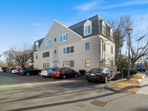 45 Cross St 19, Medford MA 02155