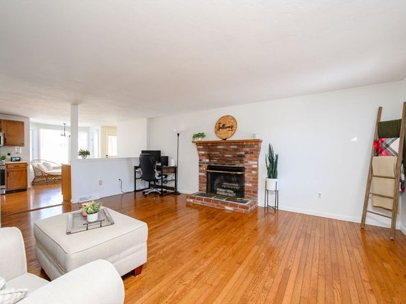 54 Michael 33, Bridgewater MA 02324