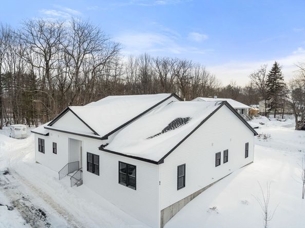 9 L Stevens Road B, Charlton MA 01507