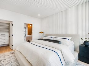 129 Withington Rd 129, Newton MA 02460