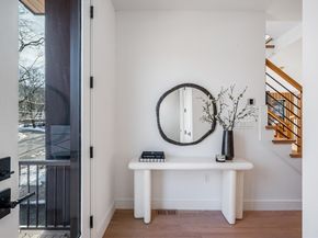 129 Withington Rd 129, Newton MA 02460