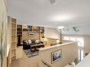 5 Pickwick Way 5, Wayland MA 01778