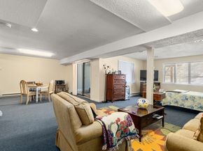 5 Pickwick Way 5, Wayland MA 01778