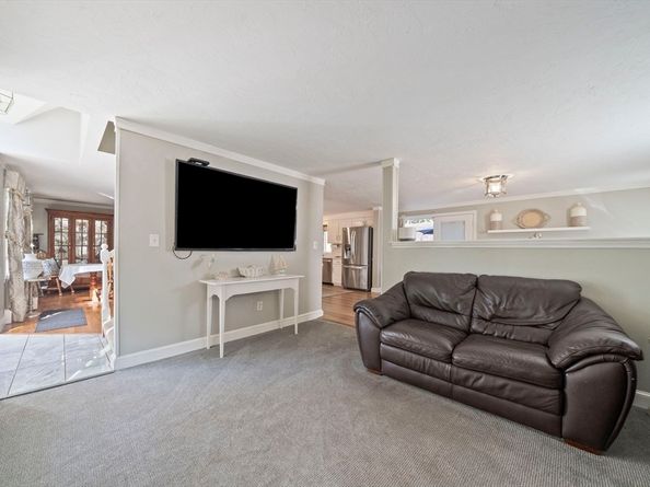 35 Saw Mill Dr, Plymouth MA 02360