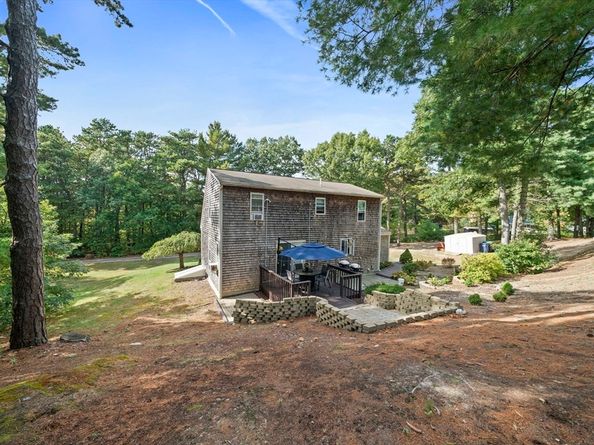 35 Saw Mill Dr, Plymouth MA 02360