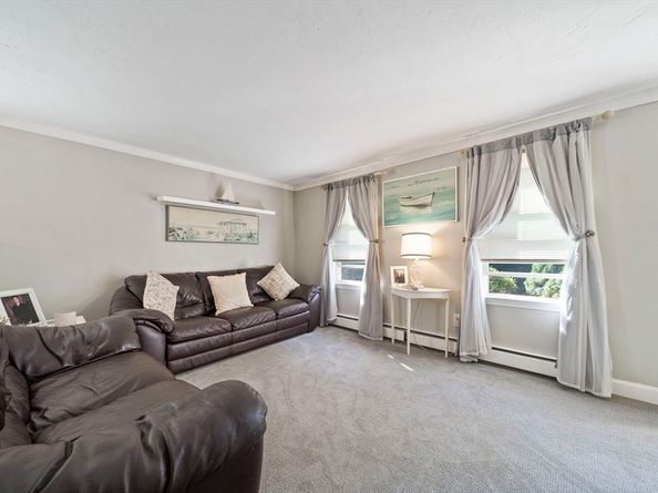 35 Saw Mill Dr, Plymouth MA 02360