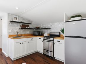 1050 Merner Road, Hillsborough CA 94010
