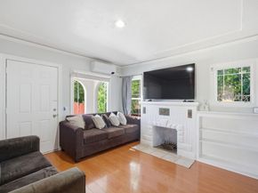 5745 Holway Court, Oakland CA 94621