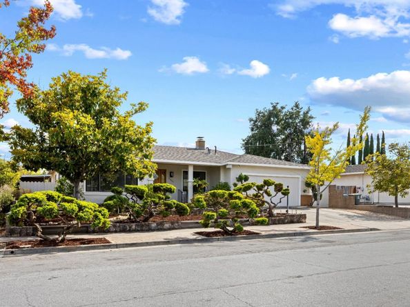 21446 Holly Oak Drive, Cupertino CA 95014