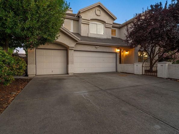 674 W Sunnyoaks Avenue, Campbell CA 95008