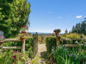 200 McAmant Drive, Santa Cruz CA 95060