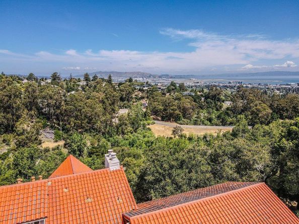 36 Eugenia Way, Hillsborough CA 94010