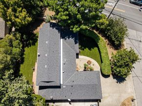2091 Robinhood Lane, Los Altos CA 94024