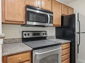 150 Reflections Drive 15, San Ramon CA 94583