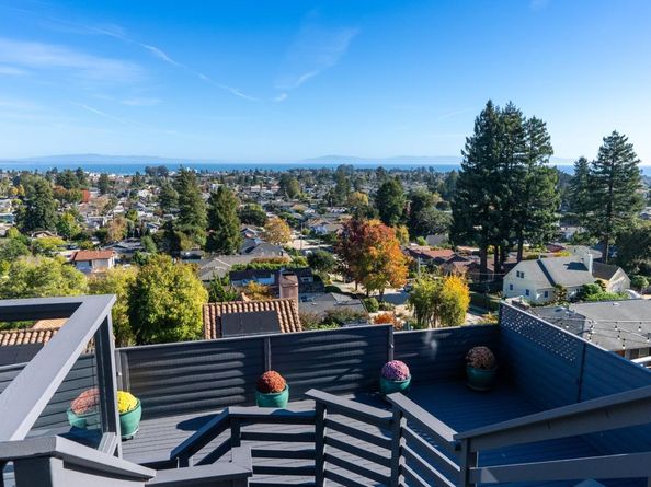 902 Laurent Street, Santa Cruz CA 95060