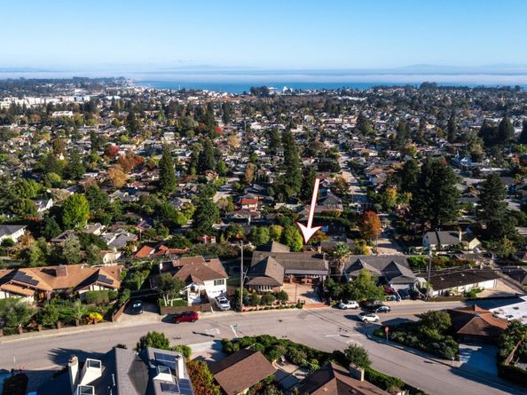 902 Laurent Street, Santa Cruz CA 95060