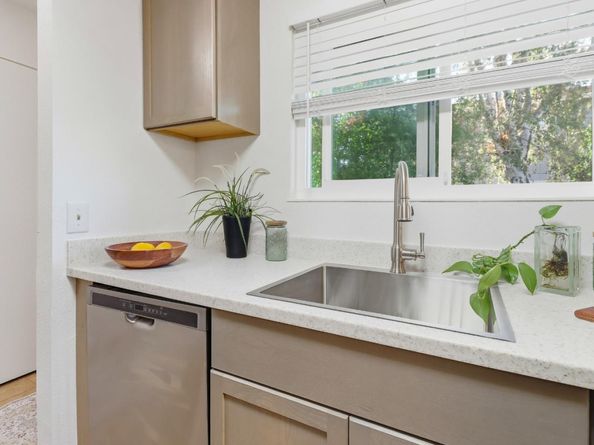 1103 Reed Avenue A, Sunnyvale CA 94086
