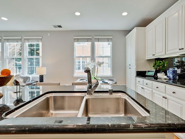 4012 Fitzpatrick Way, Santa Clara CA 95054