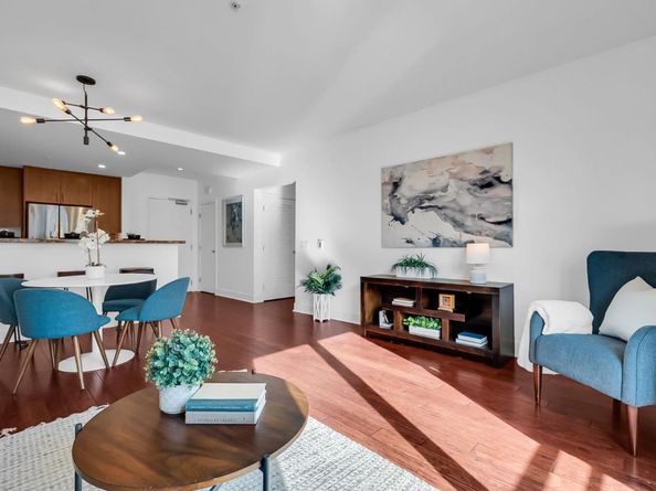 438 W Grand Avenue 615, Oakland CA 94612