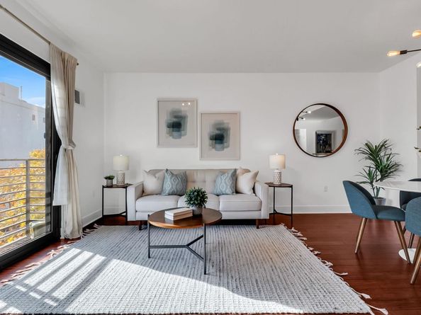 438 W Grand Avenue 615, Oakland CA 94612