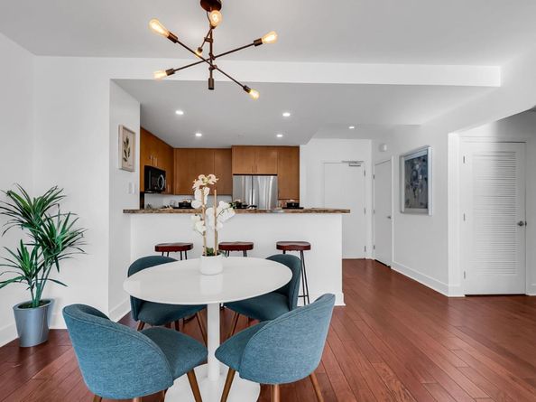 438 W Grand Avenue 615, Oakland CA 94612