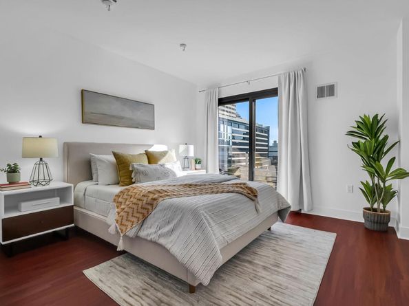 438 W Grand Avenue 615, Oakland CA 94612