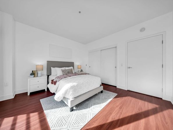 438 W Grand Avenue 615, Oakland CA 94612