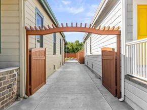141 N Almaden Boulevard, San Jose CA 95110