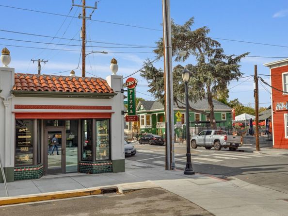 141 N Almaden Boulevard, San Jose CA 95110